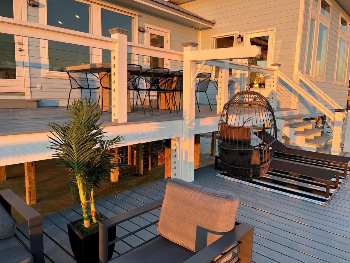 Private Waterfront Beach House With Fire-Pit Ocean Springs Exteriör bild